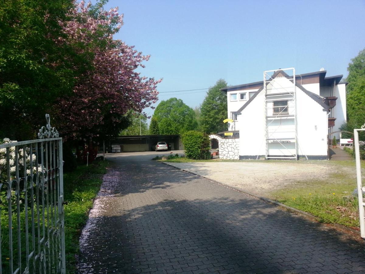 Hotel Saarland ليباخ المظهر الخارجي الصورة