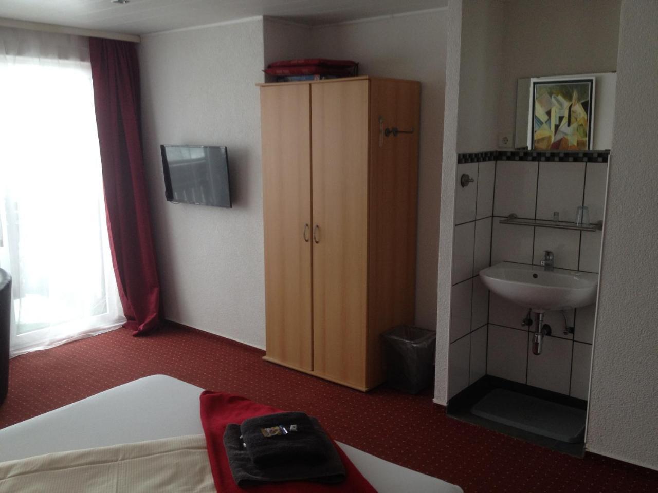 Hotel Saarland ليباخ المظهر الخارجي الصورة