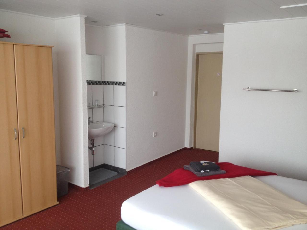 Hotel Saarland ليباخ المظهر الخارجي الصورة